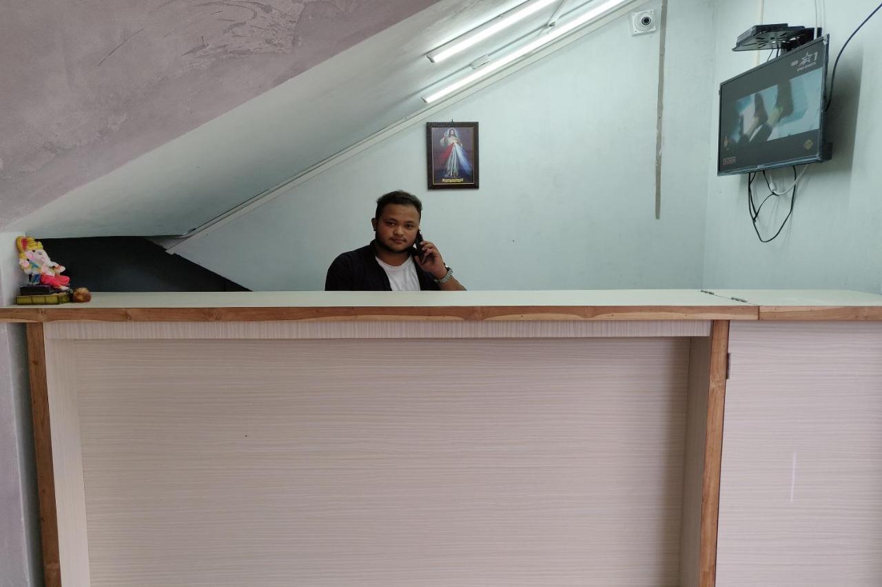 Oyo 45654 Saw Aiom Residency Hotel Shillong Esterno foto